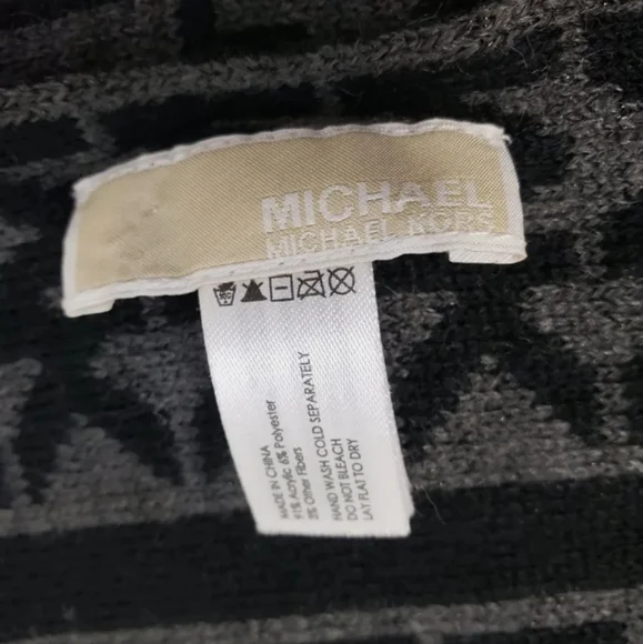Michael Kors Scarf Signature Logo MK Acrylic 64" long monogram black gray - Picture 2 of 3